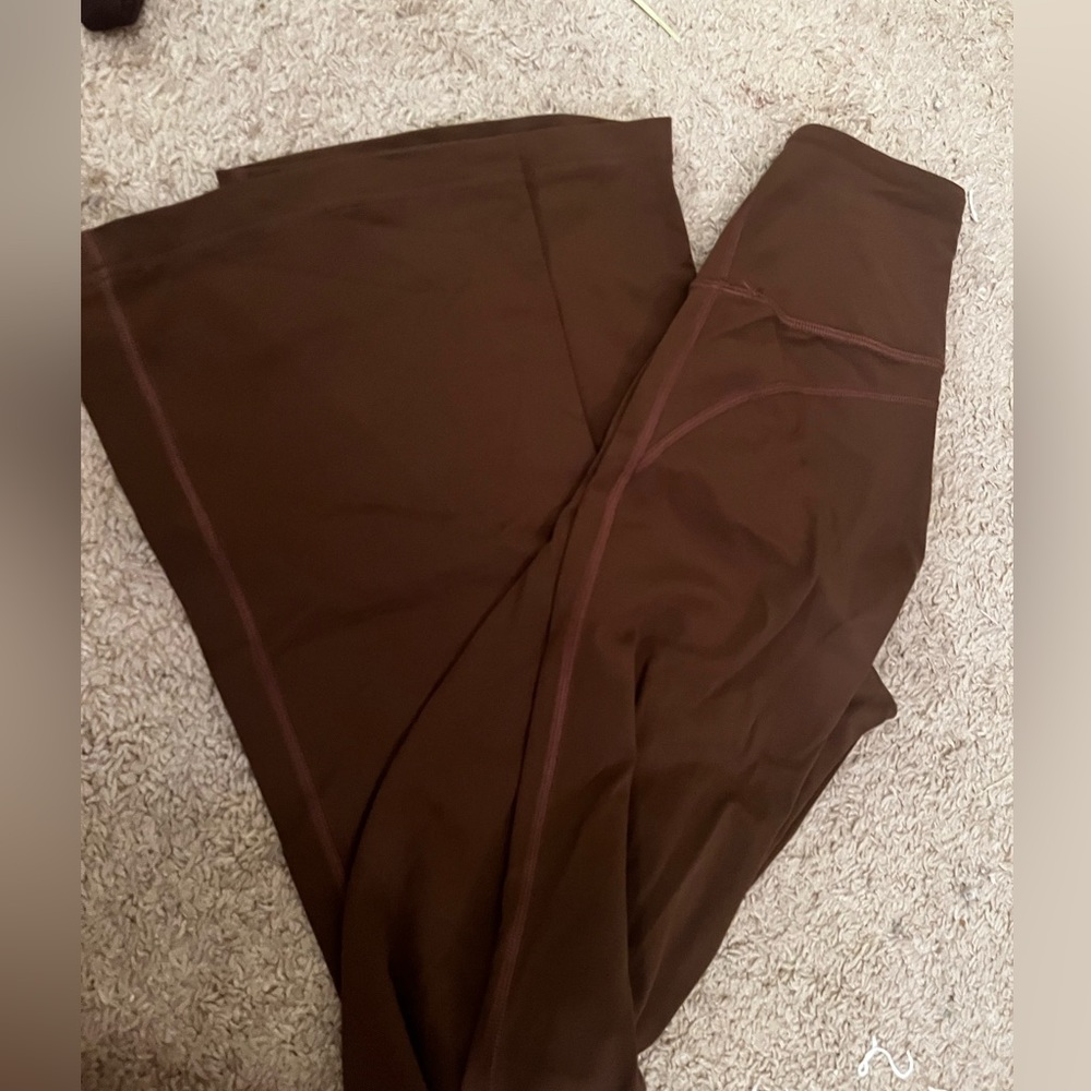 Lululemon groove flare pant 32.5 inseam size 2 color Java